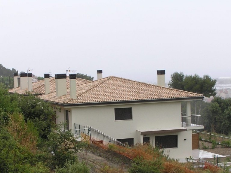 TB1220LAMALOU20-20SANTA20SUASANA20320-20BARCELONA-768x576